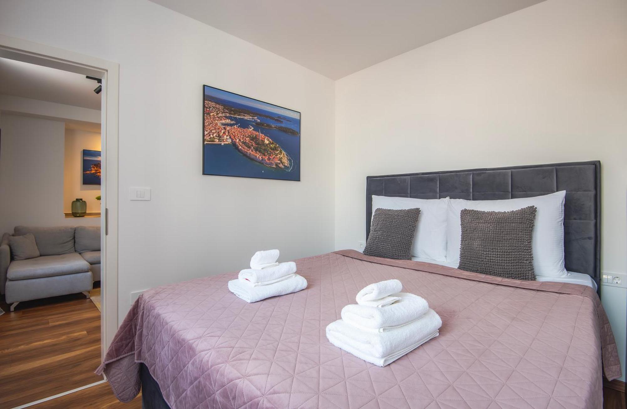 D&A Amphitheatre Premium Apartments With Free Parking Pula Exterior photo
